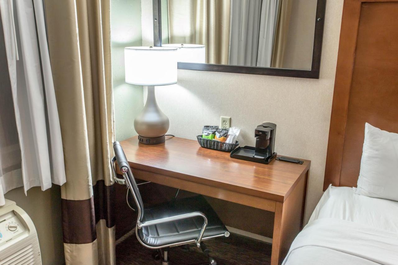 Comfort Inn Fort Morgan Bagian luar foto