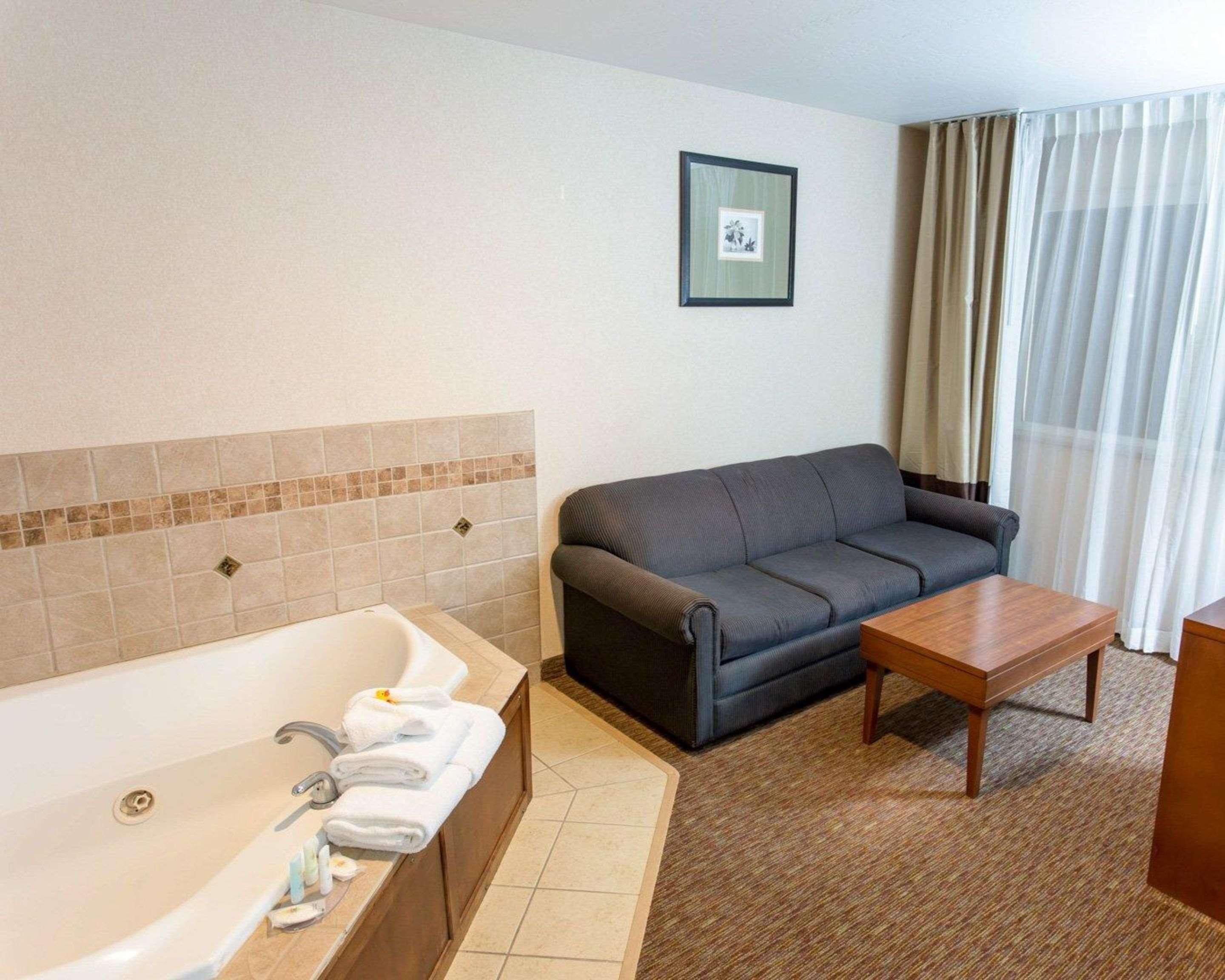 Comfort Inn Fort Morgan Bagian luar foto