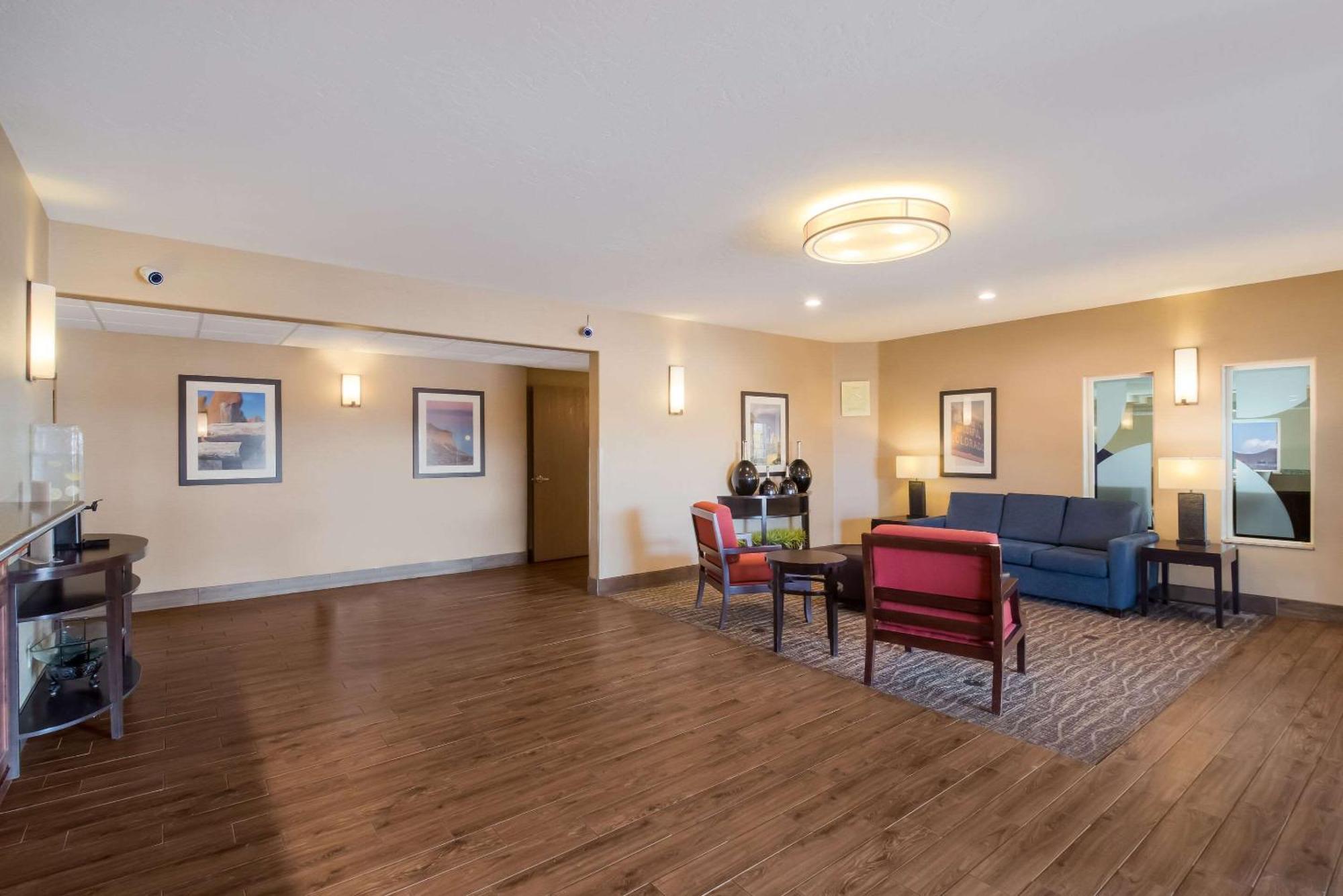 Comfort Inn Fort Morgan Bagian luar foto